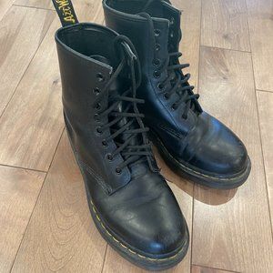 Dr. Marten's Black Lace Up Boots (1460W) size W6